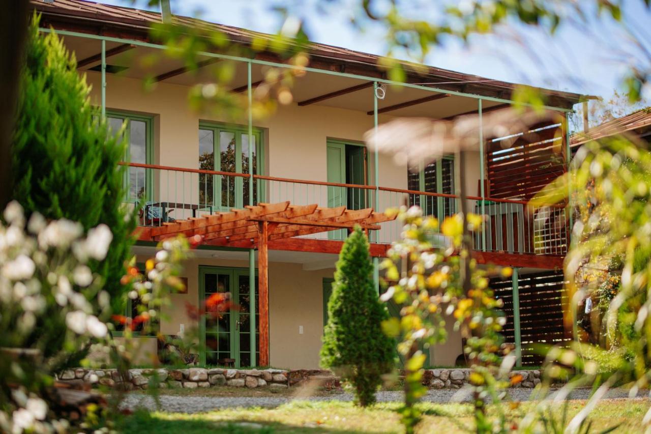 Hotel Casa Akacia Telawi Exterior foto